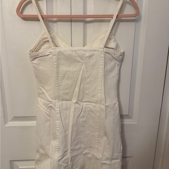 Topshop Ivory Zip-Front Dress 4 - Picture 9 of 11